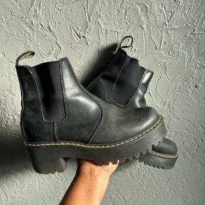 Dr. Martens Rometty Wyoming Chelsea Boots